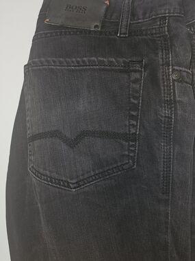 BOSS Men's Black Straight Jeans 36/32